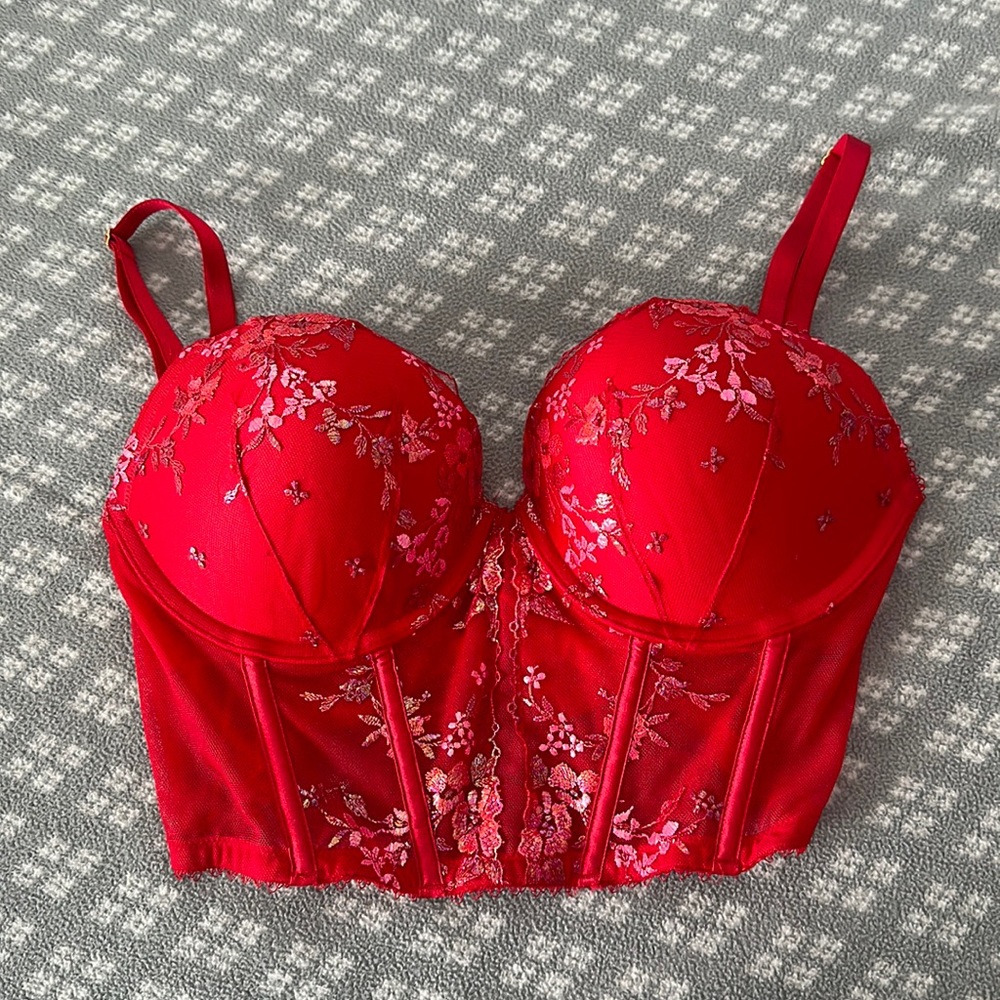 Victoria secret Sexy redddd going out top